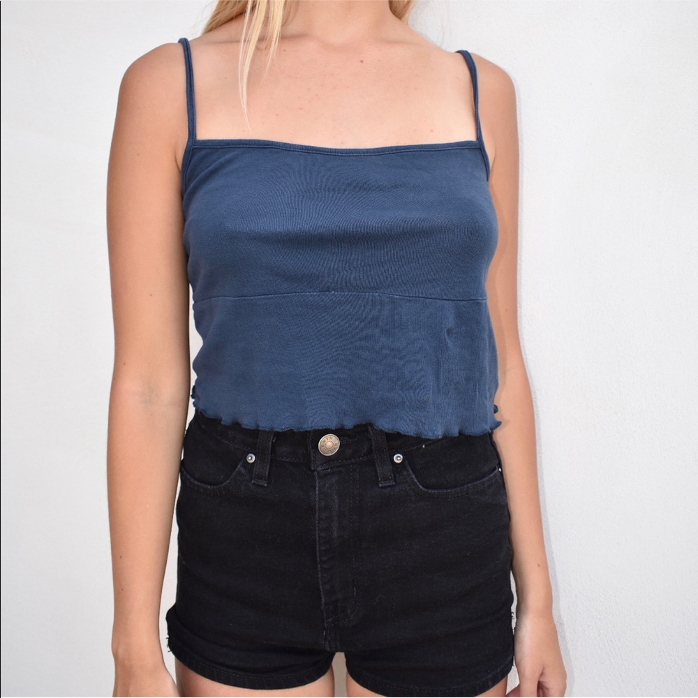 BRANDY MELVILLE CROP TOP